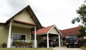 Poolhomestay Raudhah Intan